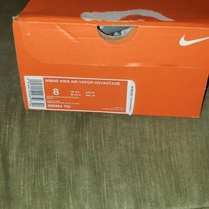 Nike women's Air Vapor Advantage